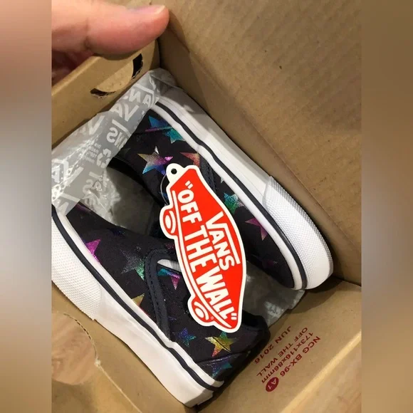 New Slip-on Toddler Vans - Picture 3 of 4